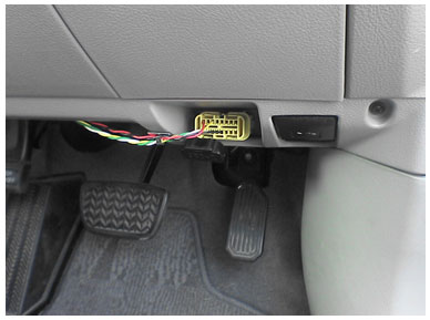 Connection Terminal for In-Vehicle Unit for Monitor Member 